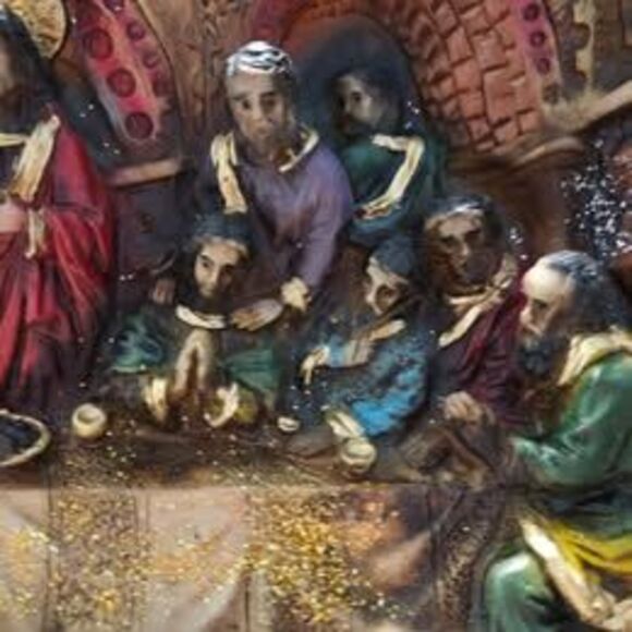 3D Last Supper Ceramic 10" X 19x 1 chip on the back - Picture 3 of 8